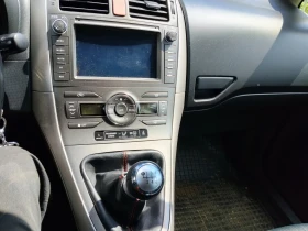 Toyota Auris, снимка 2
