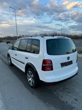 VW Touran 1.9 tdi cross touran, снимка 3