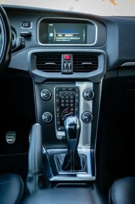 Volvo V40 | Mobile.bg    14