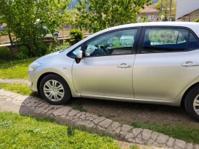 Toyota Auris - 2700 € / 5280.74 лв. - 13124737 4