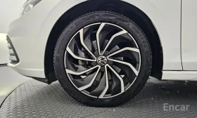 VW Golf VIII 2.0 TDI Prestige* HUD* Масаж* Люк | Auto.bg — изображение 7