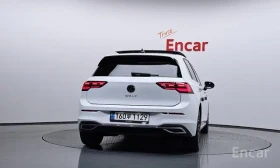 VW Golf VIII 2.0 TDI Prestige* HUD* Масаж* Люк | Auto.bg — изображение 4