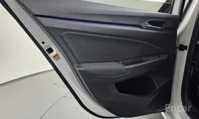 VW Golf VIII 2.0 TDI Prestige* HUD* Масаж* Люк | Auto.bg — изображение 14