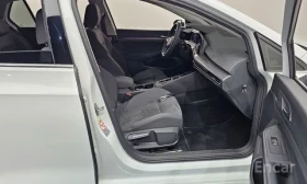VW Golf VIII 2.0 TDI Prestige* HUD* Масаж* Люк | Auto.bg — изображение 16