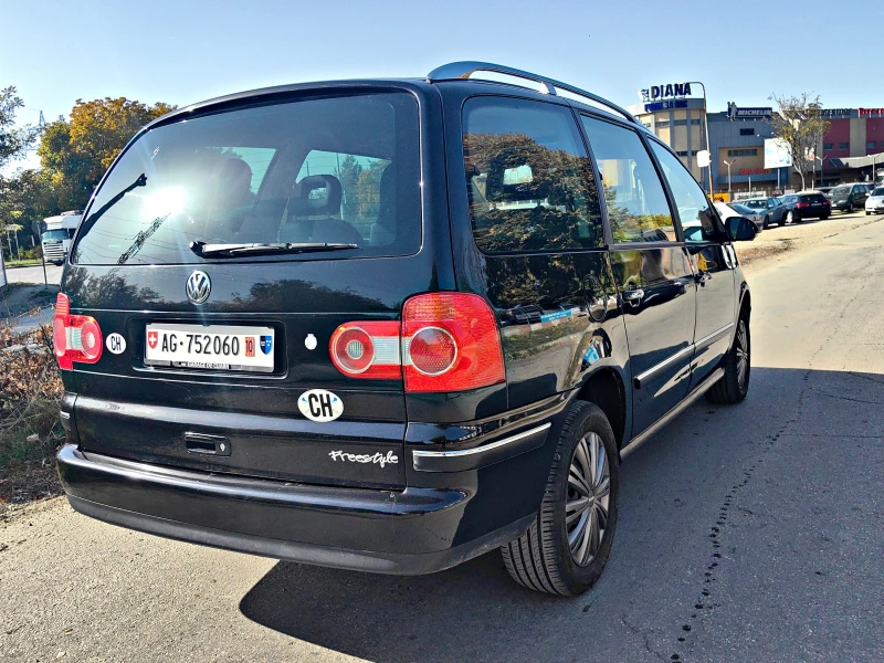 VW Sharan 2.0!!ШВЕЙЦАРИЯ!!7 МЕСТЕН!!FREE STYLE!, снимка 5 - Автомобили и джипове - 47747875