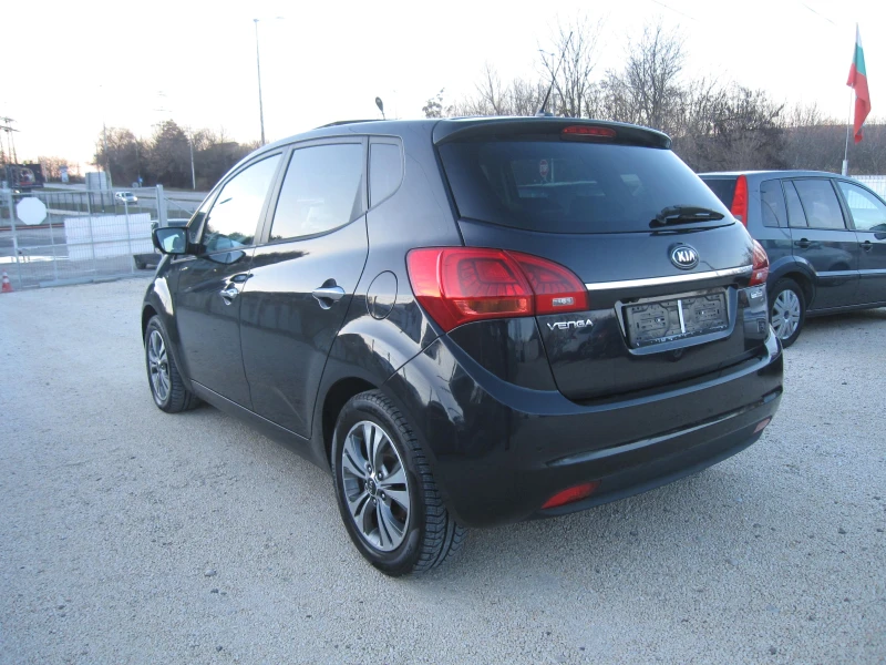 Kia Venga ЛУКС , 1.4crdi, NAVI, снимка 3 - Автомобили и джипове - 48549574