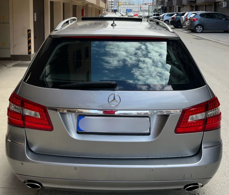 Mercedes-Benz E 300 CDI AVANTGARDE, снимка 5 - Автомобили и джипове - 49242449