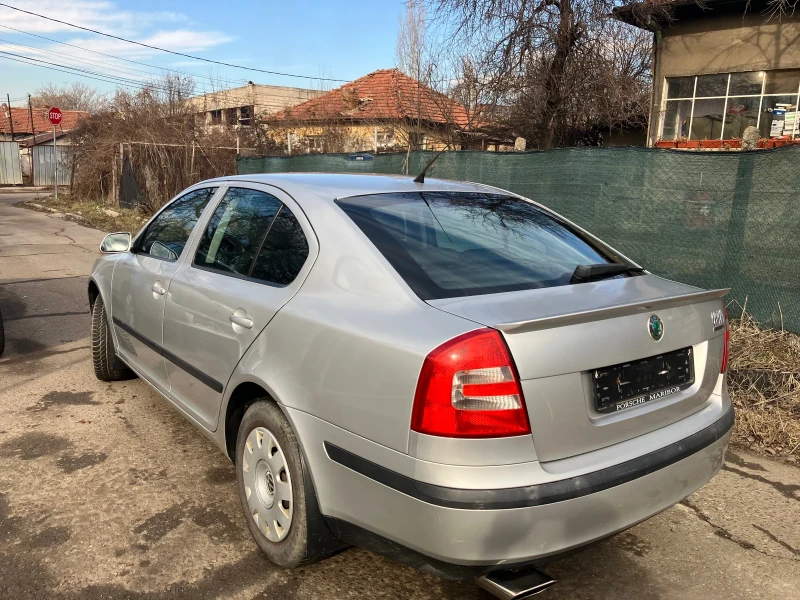 Skoda Octavia 1.6Mpi Отличен , снимка 4 - Автомобили и джипове - 48869623