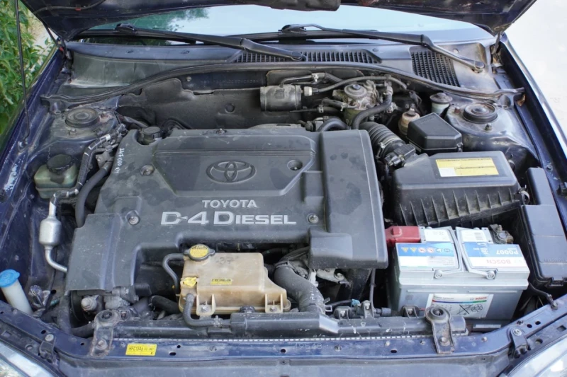 Toyota Avensis 2.0 D4D, снимка 5 - Автомобили и джипове - 51751198