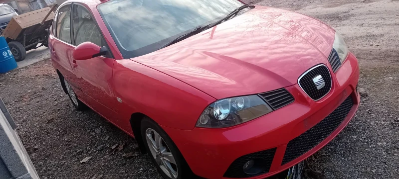 Seat Ibiza 1.2 benzin, снимка 6 - Автомобили и джипове - 52676774
