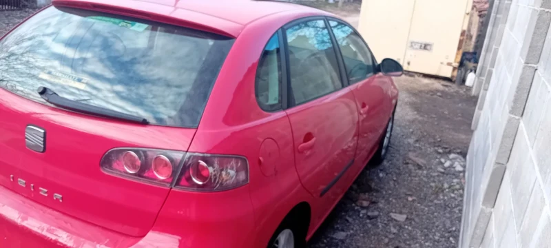 Seat Ibiza 1.2 benzin, снимка 5 - Автомобили и джипове - 52676774