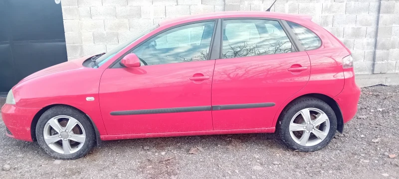 Seat Ibiza 1.2 benzin, снимка 2 - Автомобили и джипове - 52676774