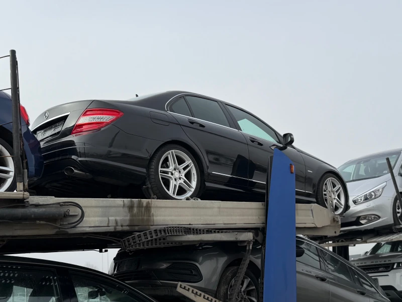 Mercedes-Benz C 320 * AMG PACK* 4X4* ИТАЛИЯ* ПАНОРАМА* КСЕНОН* , снимка 3 - Автомобили и джипове - 51115448