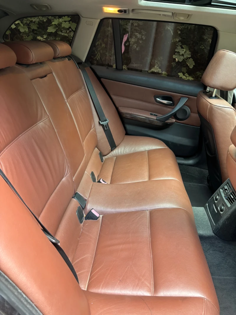 BMW 320, снимка 5 - Автомобили и джипове - 51862373