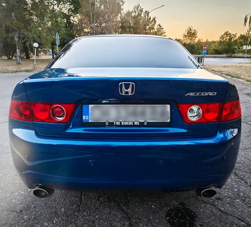 Honda Accord 7 2.4 i-vtec 190hp Exclusive, снимка 6 - Автомобили и джипове - 52908915