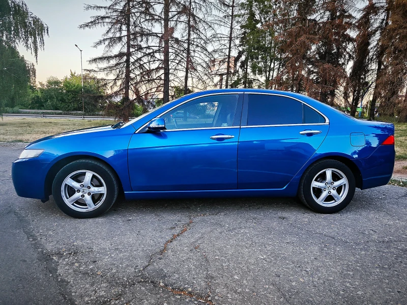 Honda Accord 7 2.4 i-vtec 190hp Exclusive, снимка 8 - Автомобили и джипове - 52908915