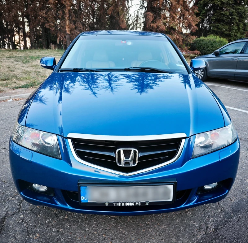 Honda Accord 7 2.4 i-vtec 190hp Exclusive, снимка 2 - Автомобили и джипове - 52908915