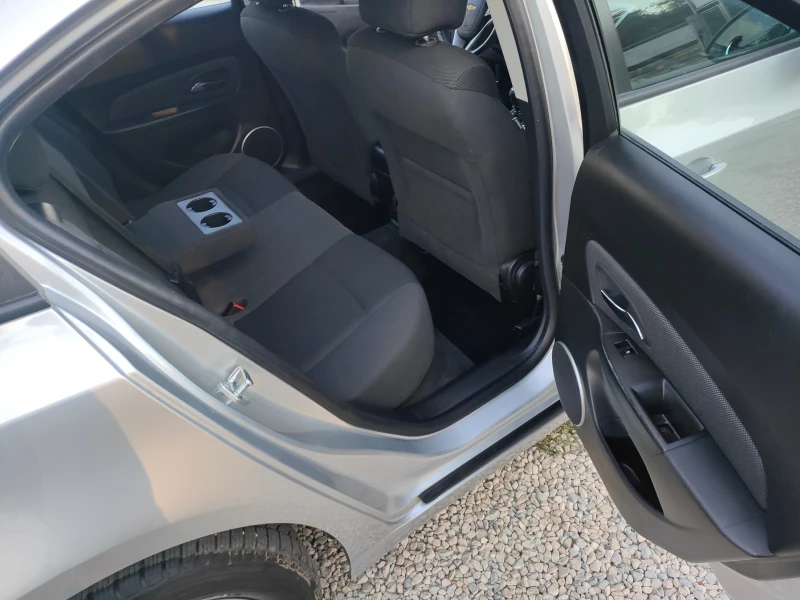 Chevrolet Cruze 2.0tdi-163ks.Italia, снимка 13 - Автомобили и джипове - 51658501