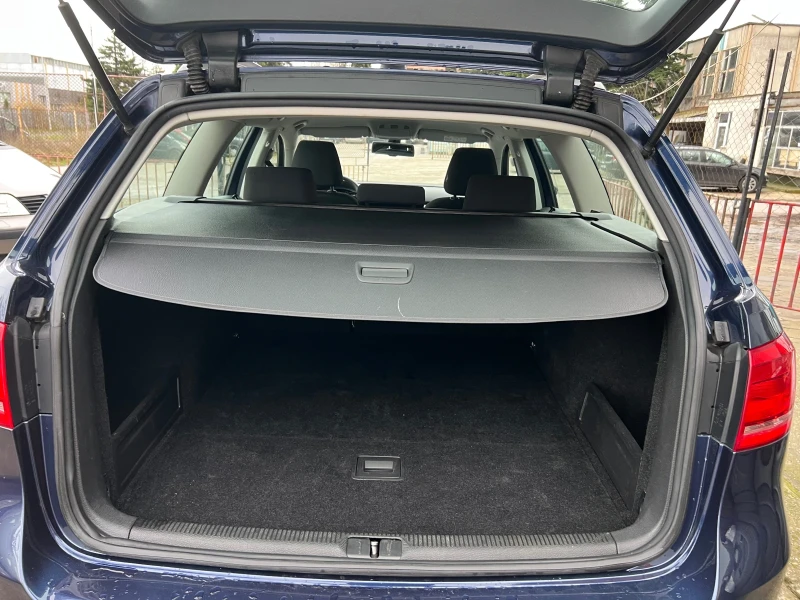 VW Passat 1.6TDI 105kc, снимка 7 - Автомобили и джипове - 52578613