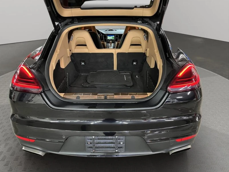 Porsche Panamera Без инциденти!* CARFAX* Кожа* Пано* Подгрев* Камер, снимка 7 - Автомобили и джипове - 52662461