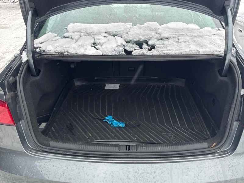 Audi A3 * 2.0T Progressiv * CARFAX * ЦЕНА ДО БГ, снимка 8 - Автомобили и джипове - 53165091