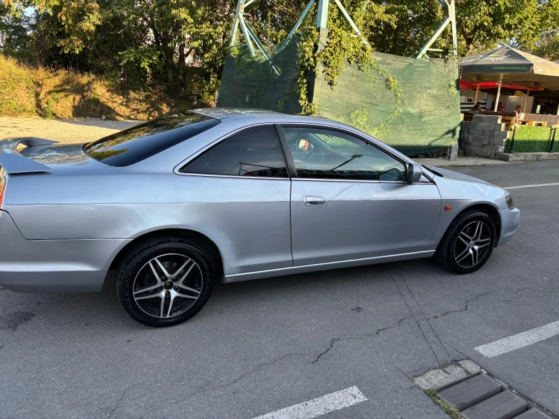 Honda Accord Купе, снимка 4 - Автомобили и джипове - 53340458