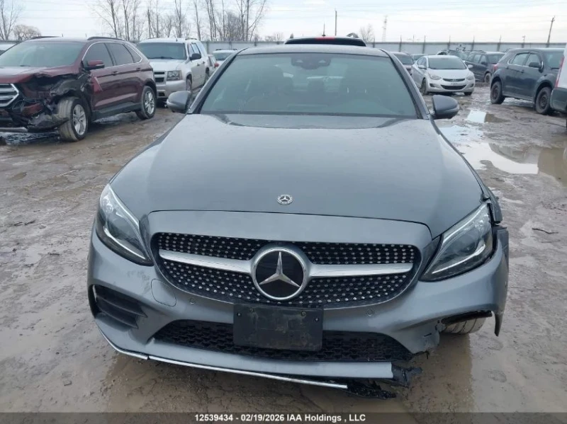 Mercedes-Benz C 300 4MATIC, снимка 11 - Автомобили и джипове - 53577499