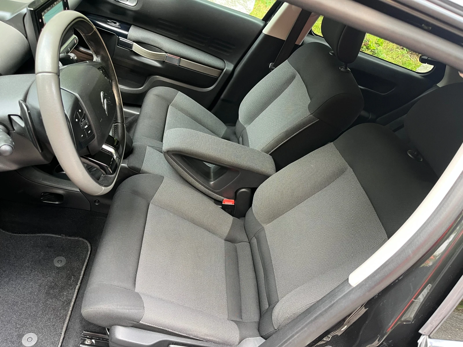 Citroen C4 Cactus Автомат* Навигация* LED* evro6 - изображение 10
