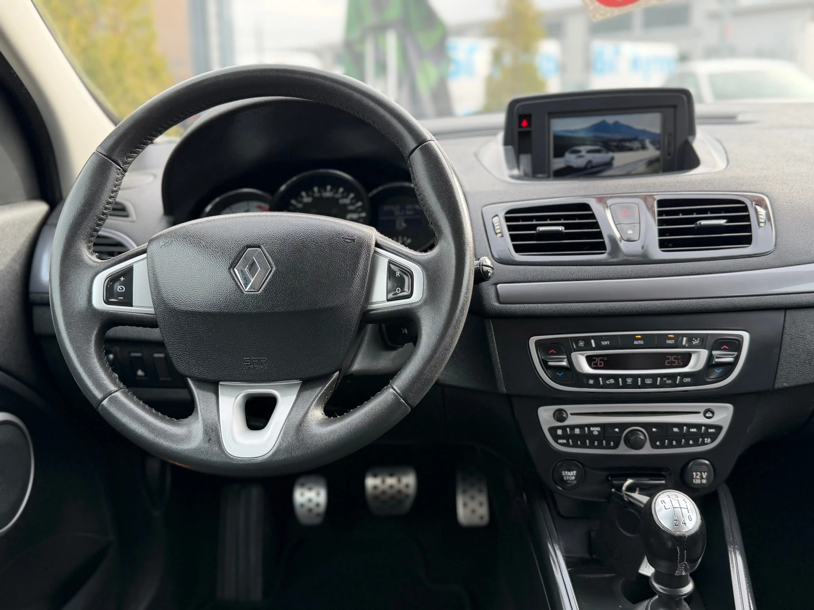 Renault Megane * GT-LINE* NAVI* EURO 5* 197 ХИЛЯДИ* ИТАЛИЯ* , снимка 11 - Автомобили и джипове - 51115448