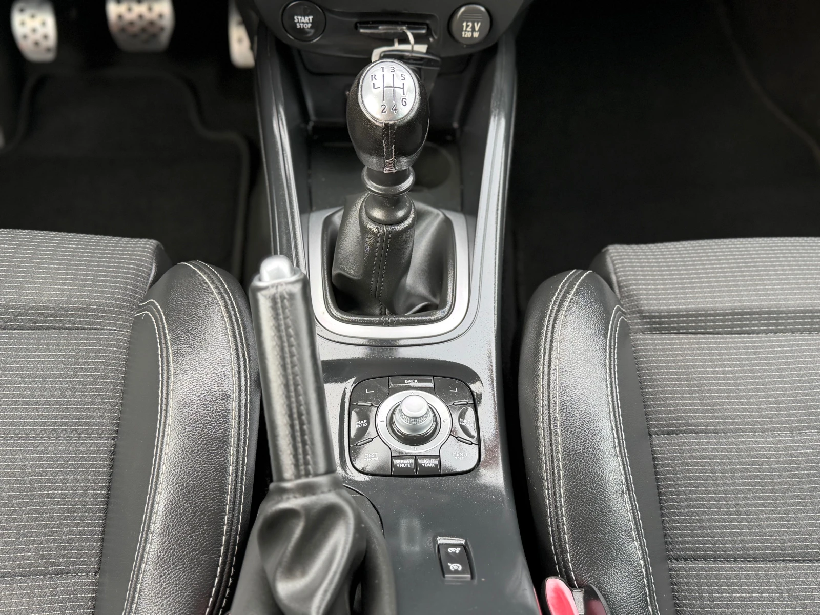 Renault Megane * GT-LINE* NAVI* EURO 5* 197 ХИЛЯДИ* ИТАЛИЯ* , снимка 12 - Автомобили и джипове - 51115448