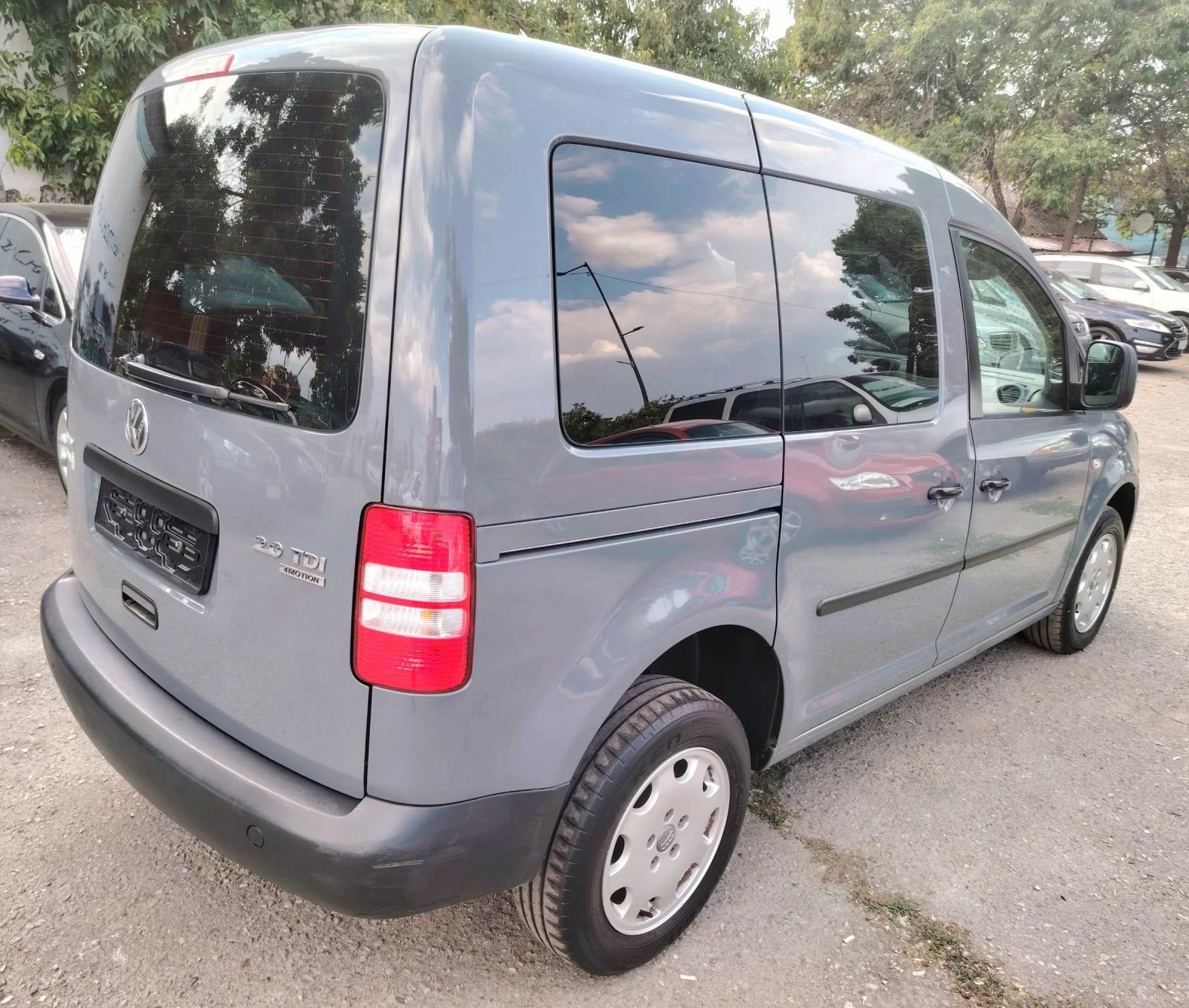 VW Sportsvan 2.0TDI/4 MOTION - изображение 5