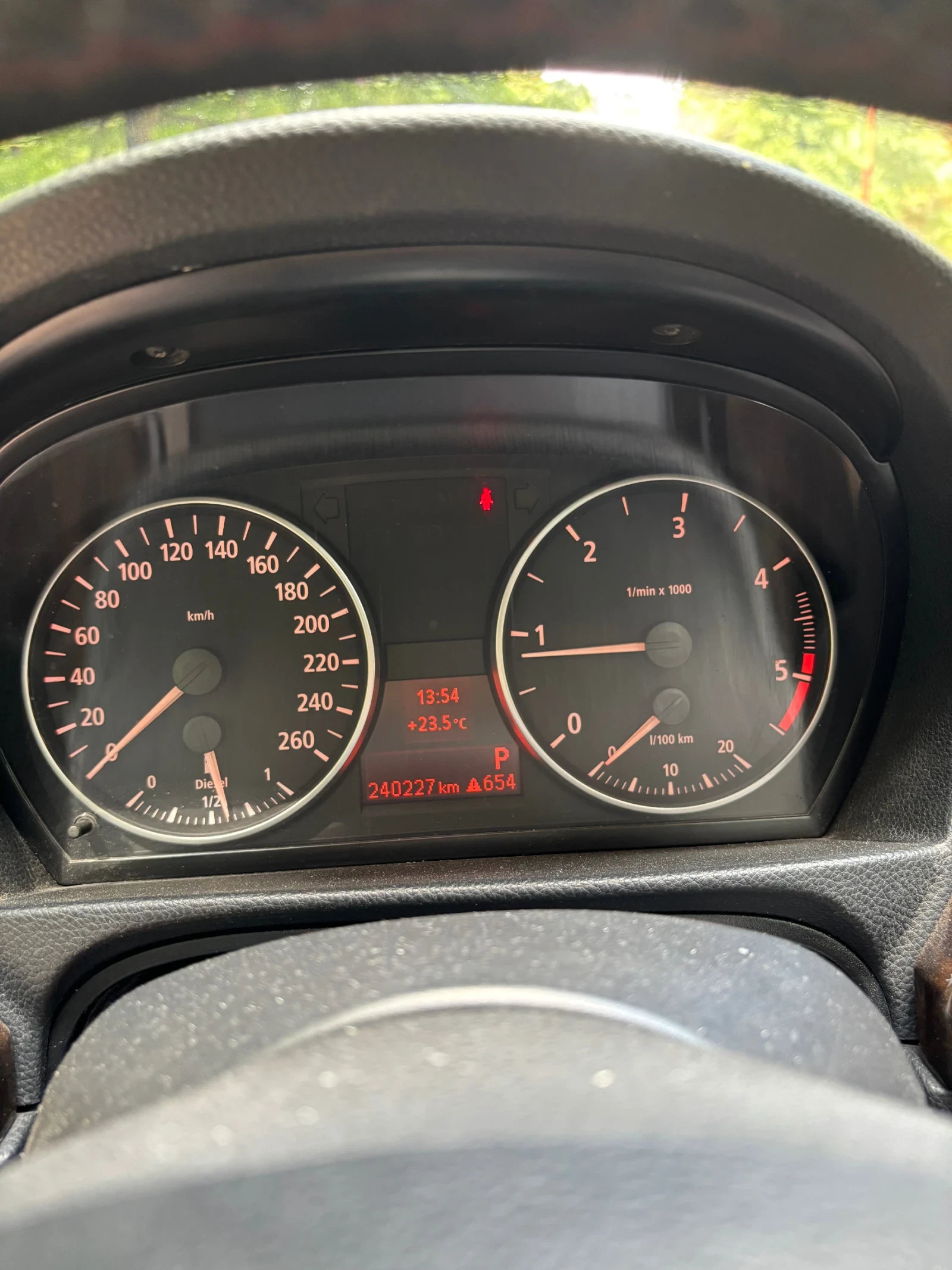 BMW 320  - изображение 9