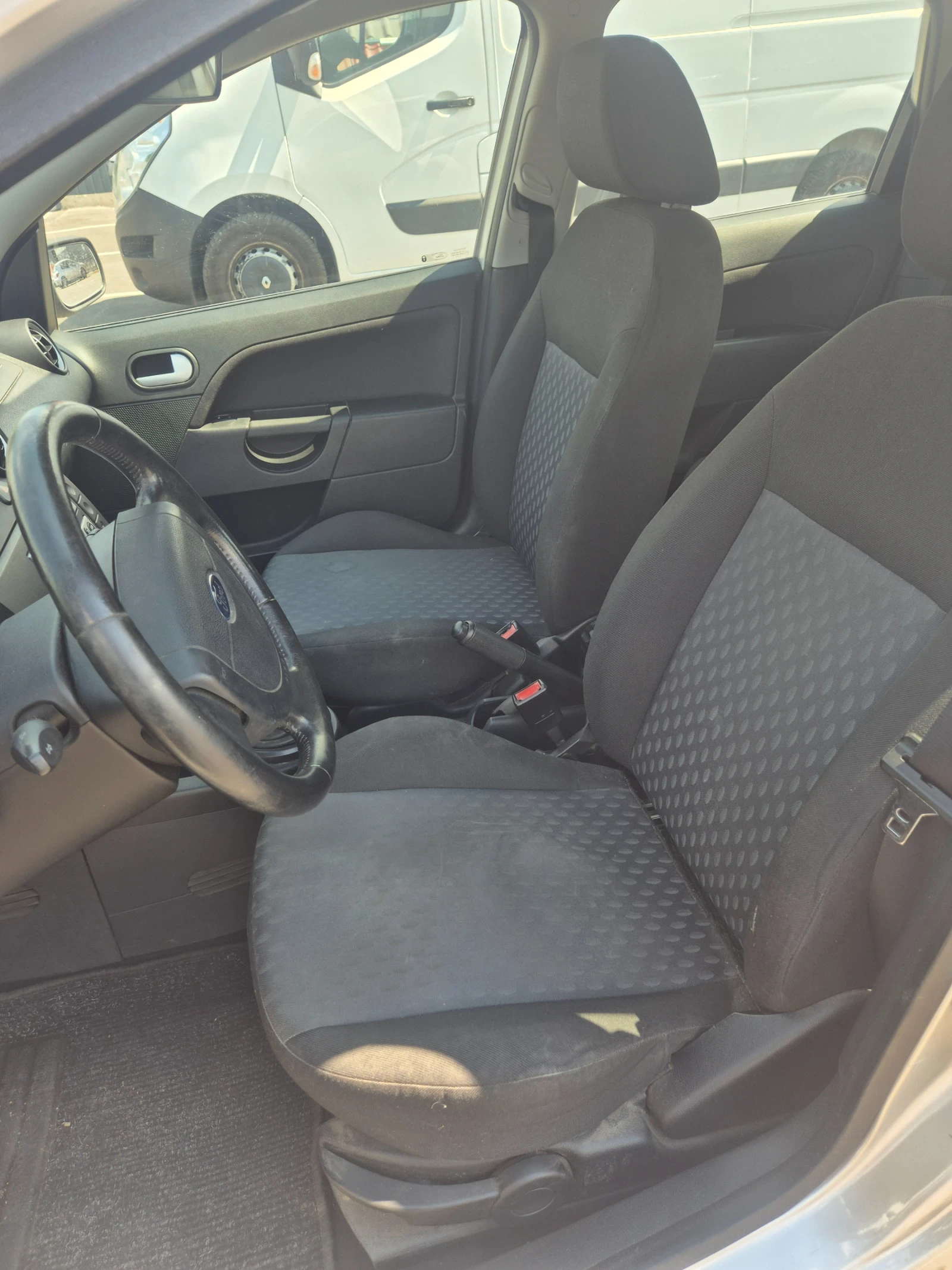 Ford Fiesta  - изображение 9