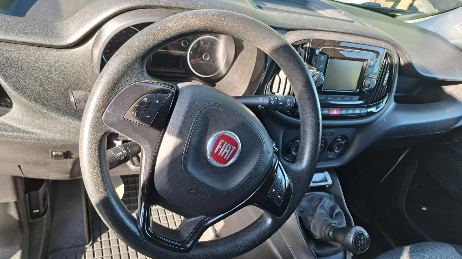 Fiat Doblo ОХЛАЖДАЩ | Mobile.bg — изображение 11