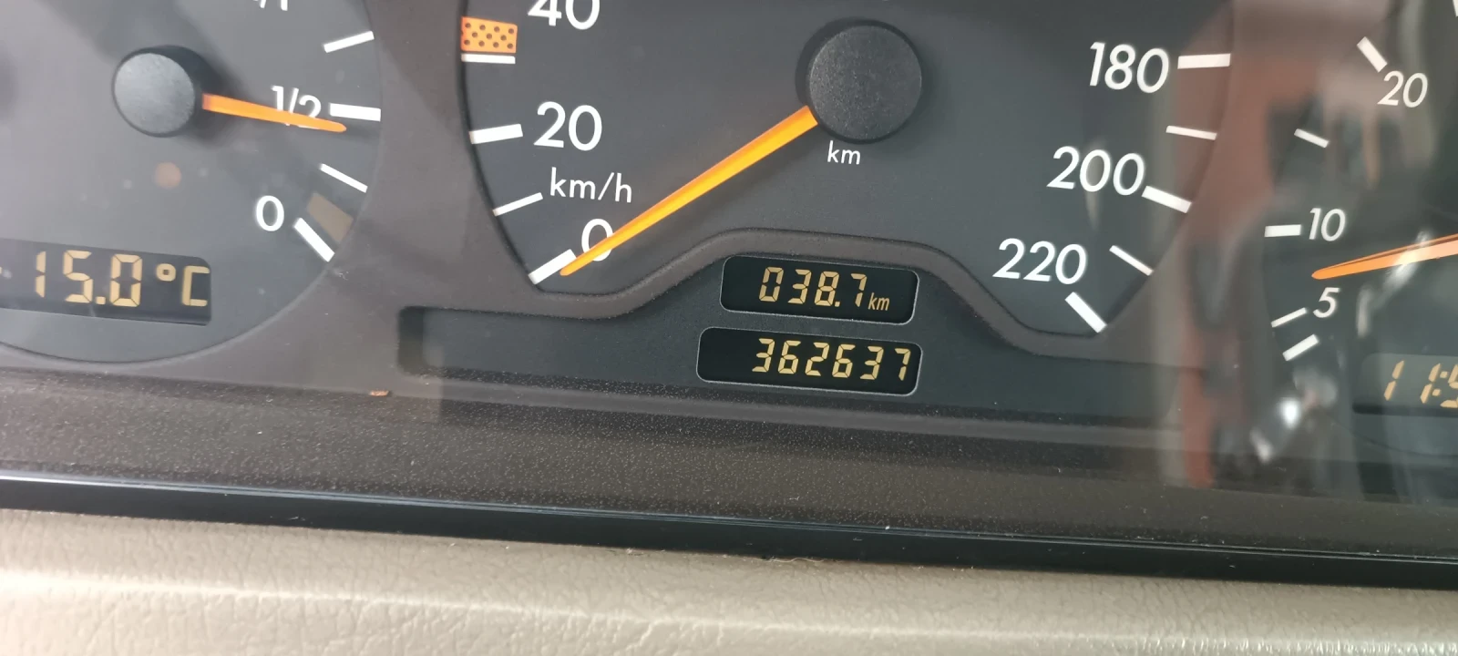 Mercedes-Benz C 220 CDI - изображение 10