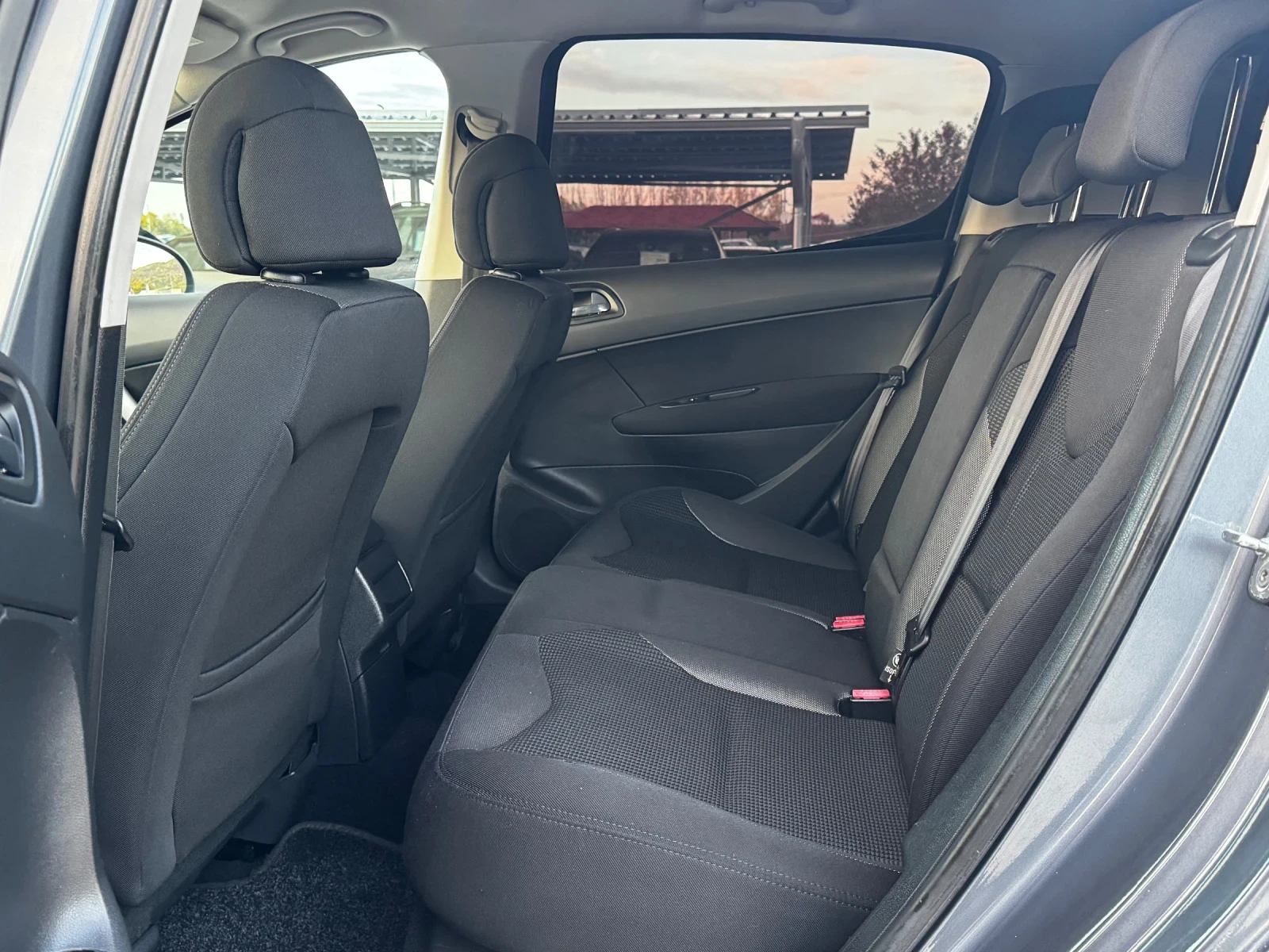 Peugeot 308 1.6HDI  | Mobile.bg   9