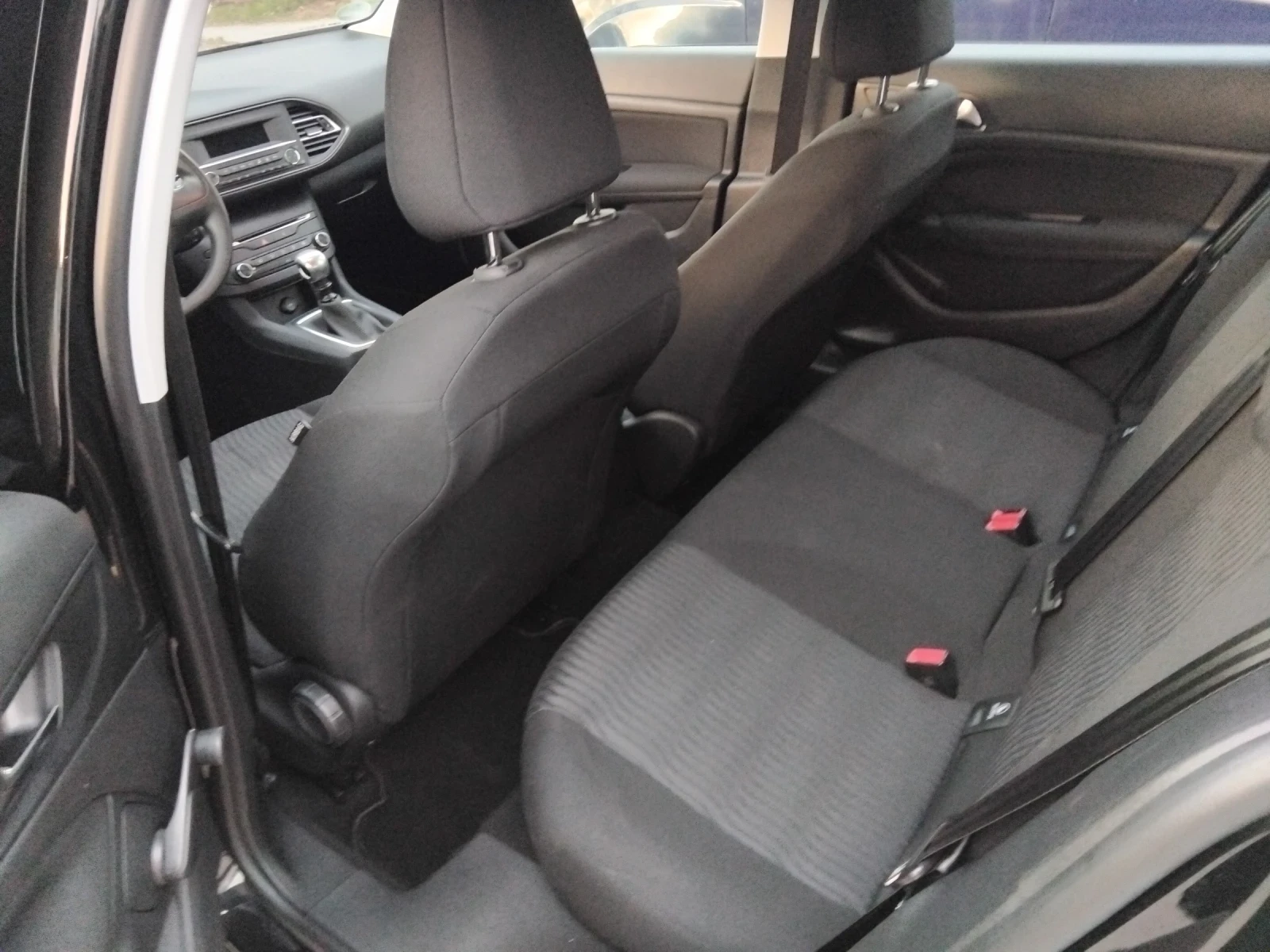 Peugeot 308 1, 2 turbo 81000km!!! | Mobile.bg   8