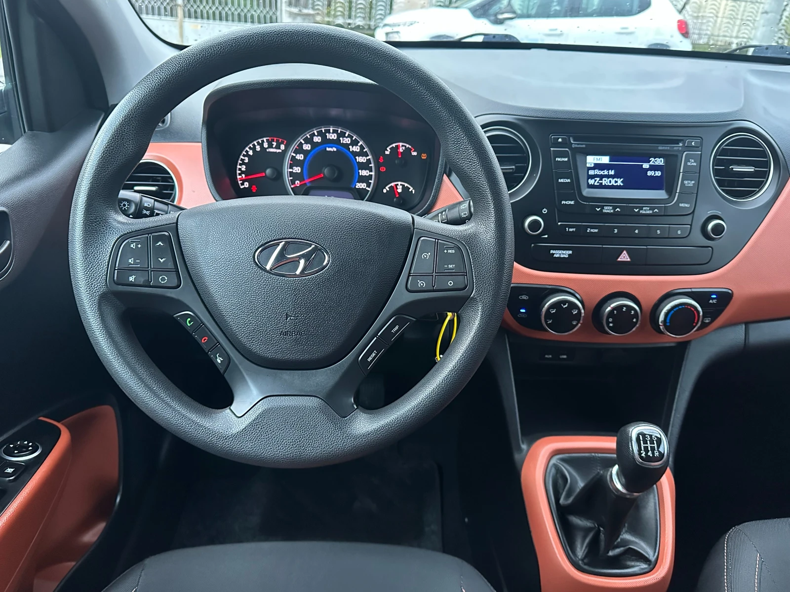 Hyundai I10 1.2i-87ks-LED-4ЦИЛИНДЪРА-EURO5B-KLIMATIK-BLUETOOTH - изображение 7