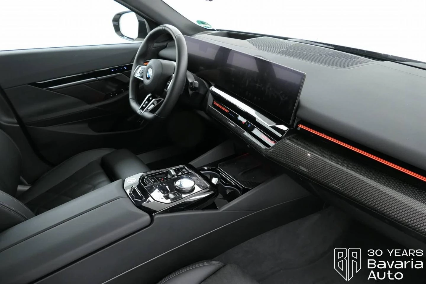 BMW 520 i Touring M Sport Paket Steptronic - изображение 7