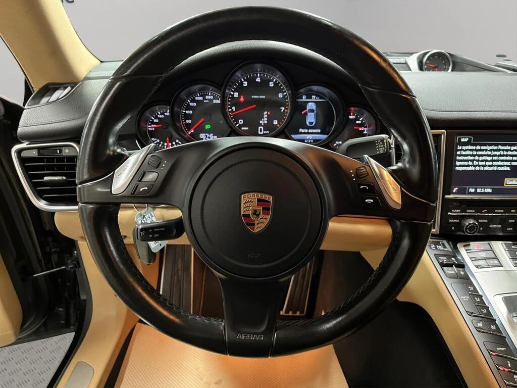 Porsche Panamera Без инциденти!* CARFAX* Кожа* Пано* Подгрев* Камер - изображение 9