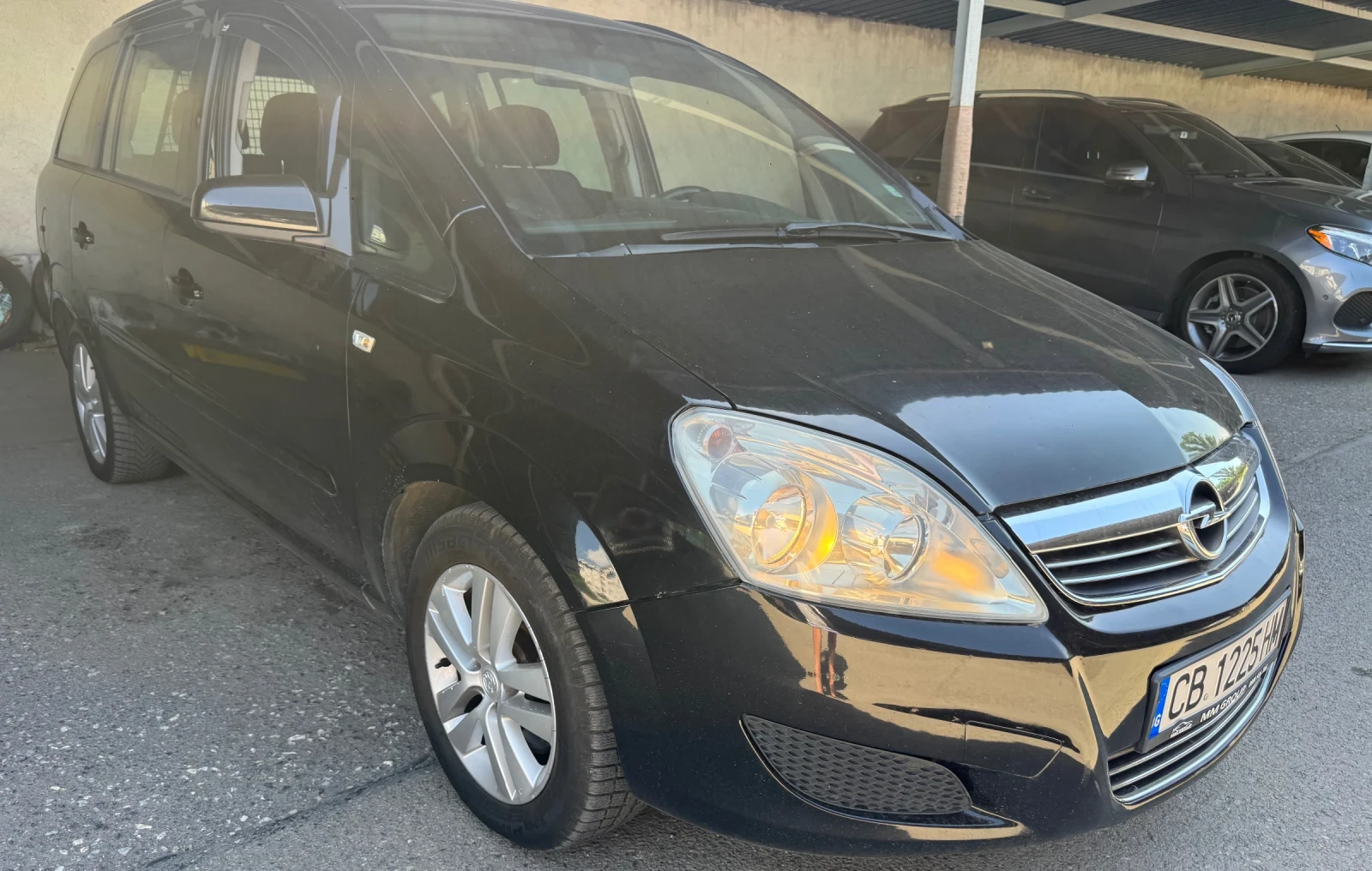 Opel Zafira 1.6T Еко-flex (фабр-метан) 6+ 1, снимка 3 - Автомобили и джипове - 55084601