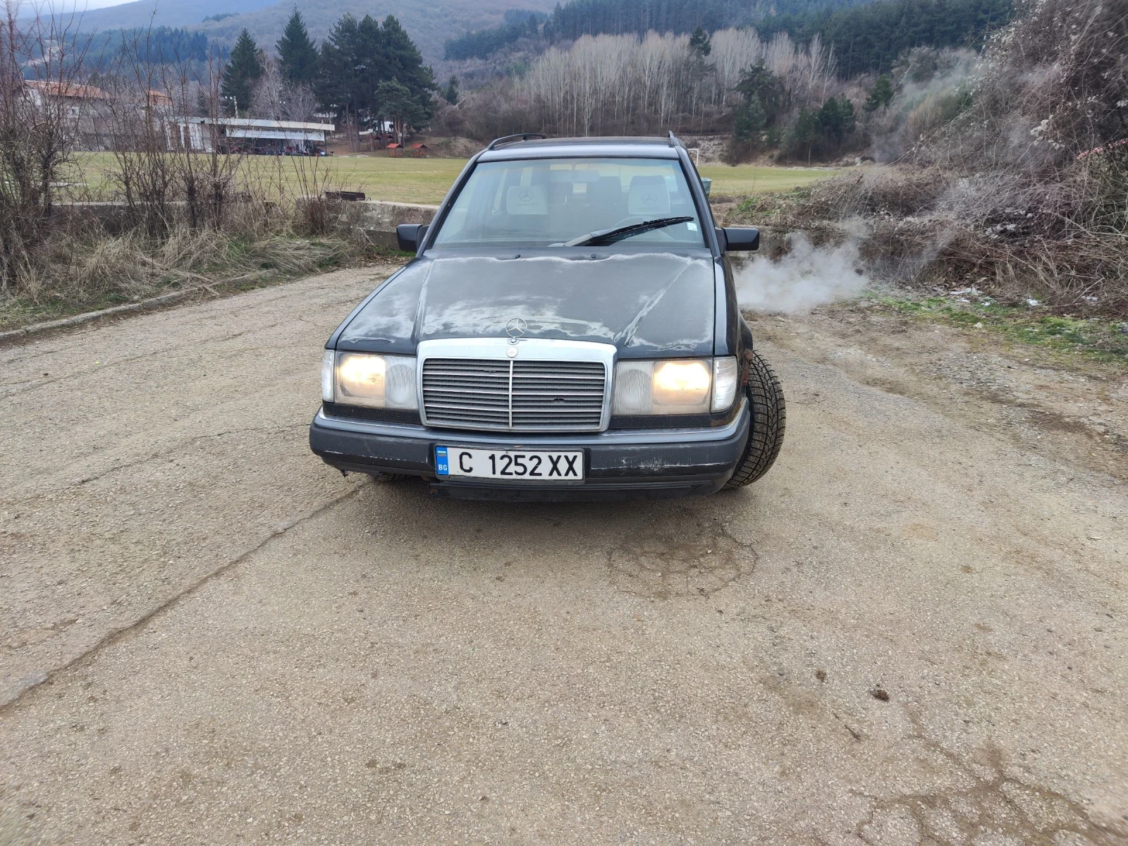 Mercedes-Benz 124  - изображение 2