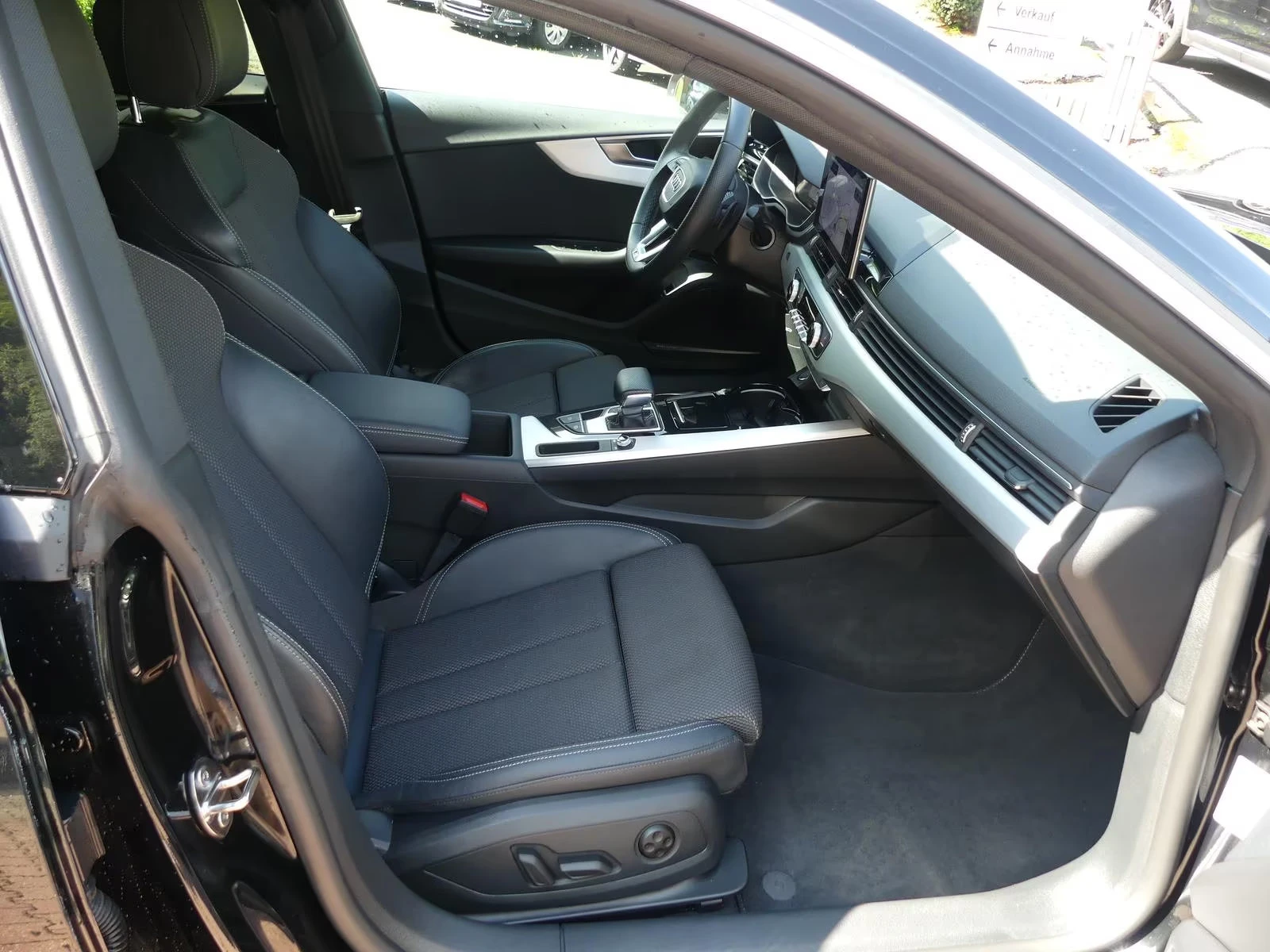 Audi A5 2.0TDI/204HP/S-LINE/MATRIX/ACC/CAM/B&O/NAVI/946g, снимка 13 - Автомобили и джипове - 53890326