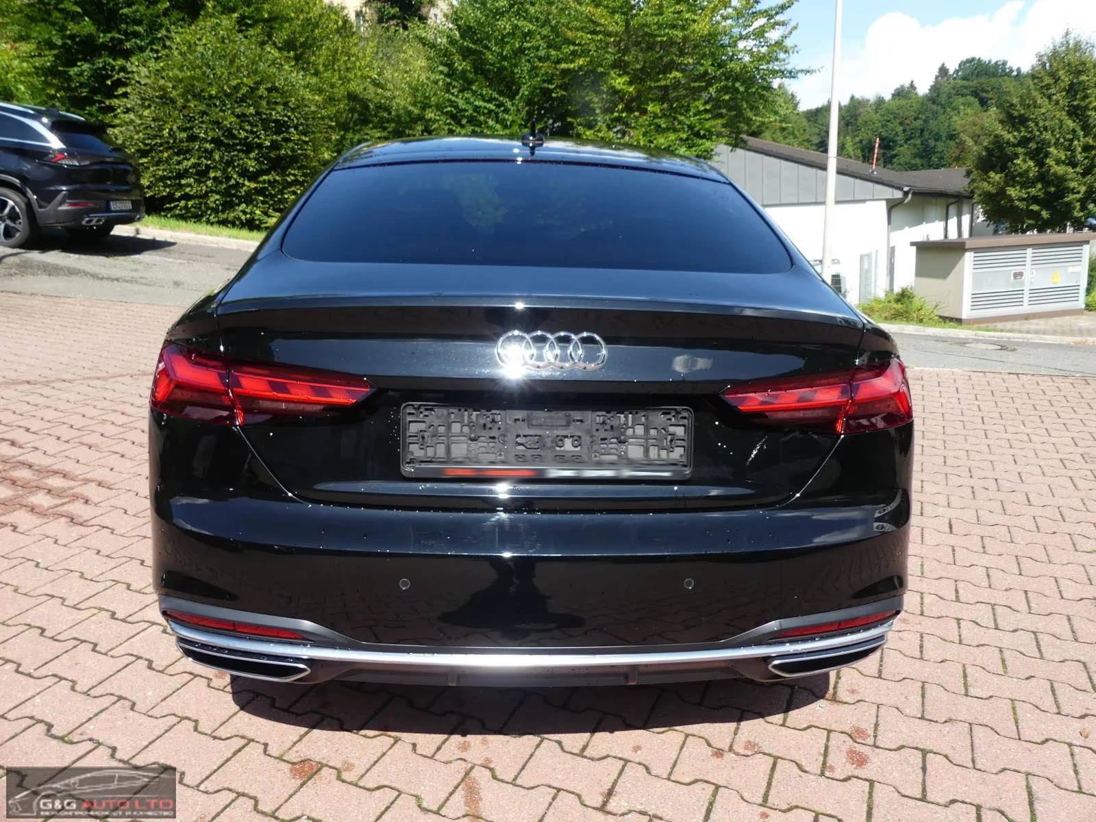 Audi A5 2.0TDI/204HP/S-LINE/MATRIX/ACC/CAM/B&O/NAVI/946g, снимка 8 - Автомобили и джипове - 53890326