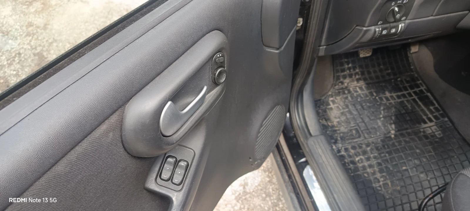 Opel Corsa 1.2 twin port , снимка 6 - Автомобили и джипове - 53911243