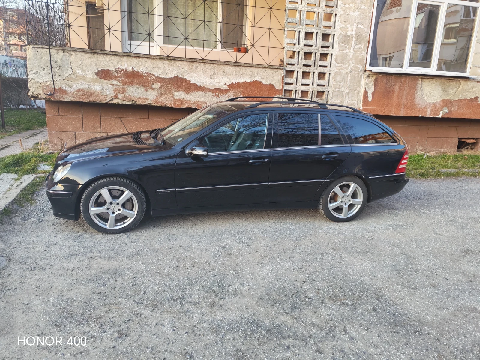 Mercedes-Benz C 220, снимка 16 - Автомобили и джипове - 54044658
