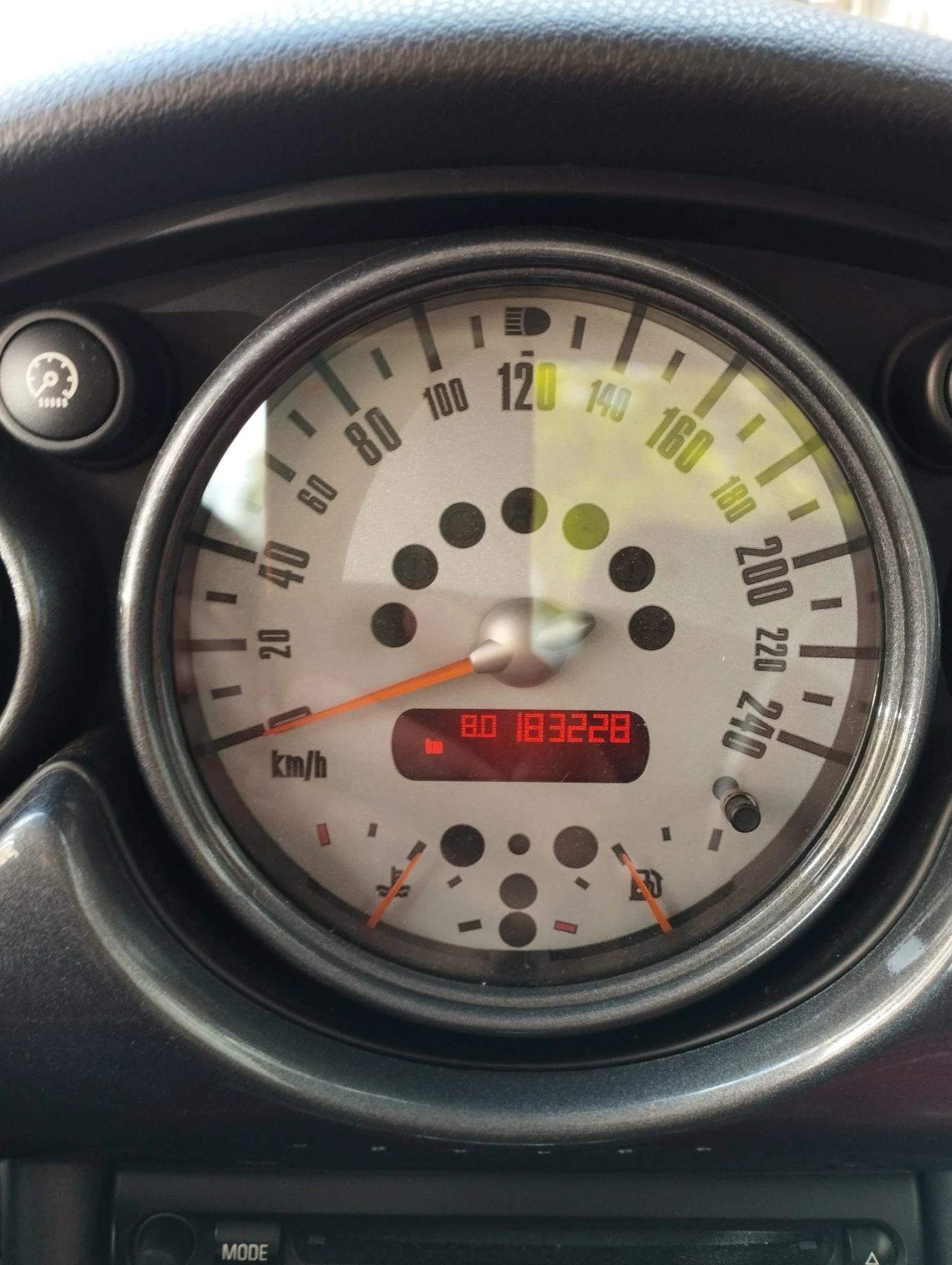 Mini D one 1, 4 D, снимка 2 - Автомобили и джипове - 54642349