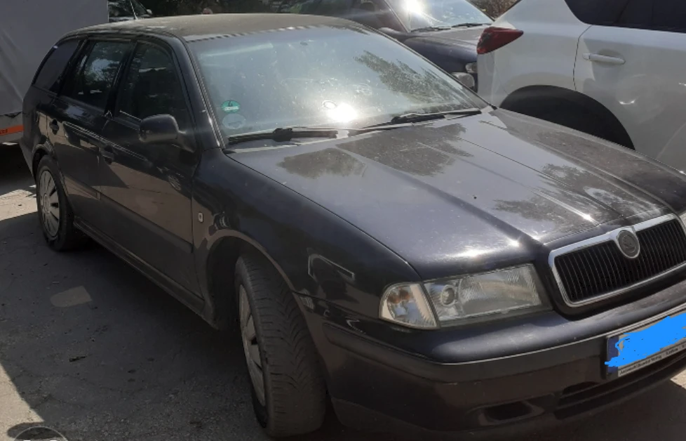 Skoda Octavia 1.8T AGU, снимка 3 - Автомобили и джипове - 54874163