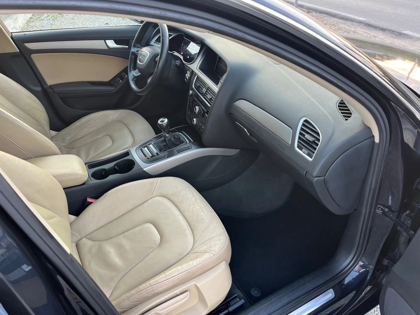 Audi A4 2.0TDI.  Face lift.Собствен лизинг!!!, снимка 12 - Автомобили и джипове - 55633309
