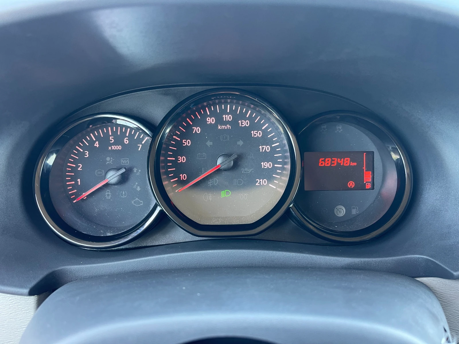 Dacia Dokker 1, 6SCe 100 Ambiance Швейцария, снимка 11 - Автомобили и джипове - 55645221
